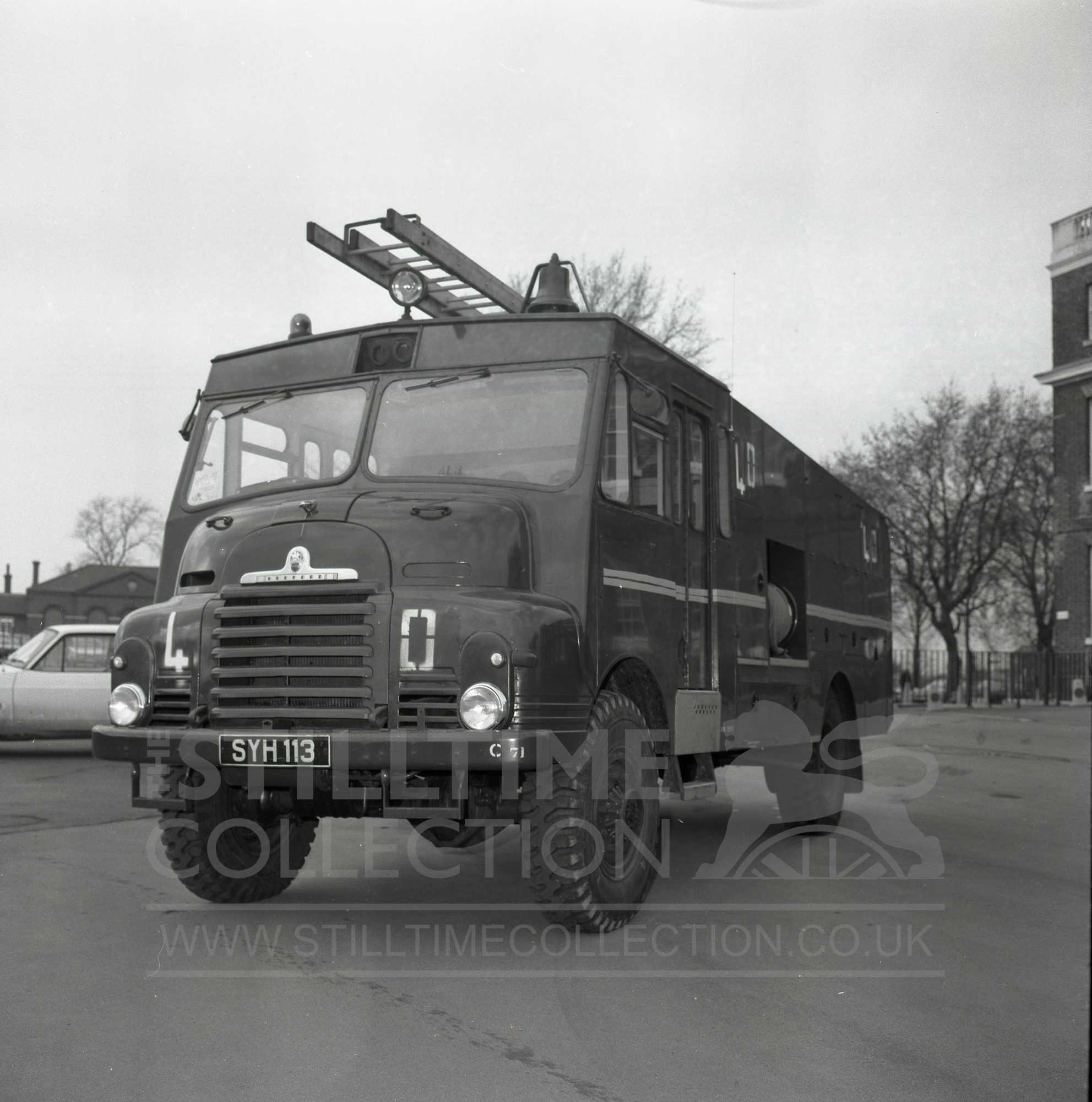 Tpt Truck Fire Engine Bedford Rl Green Goddess The Stilltime