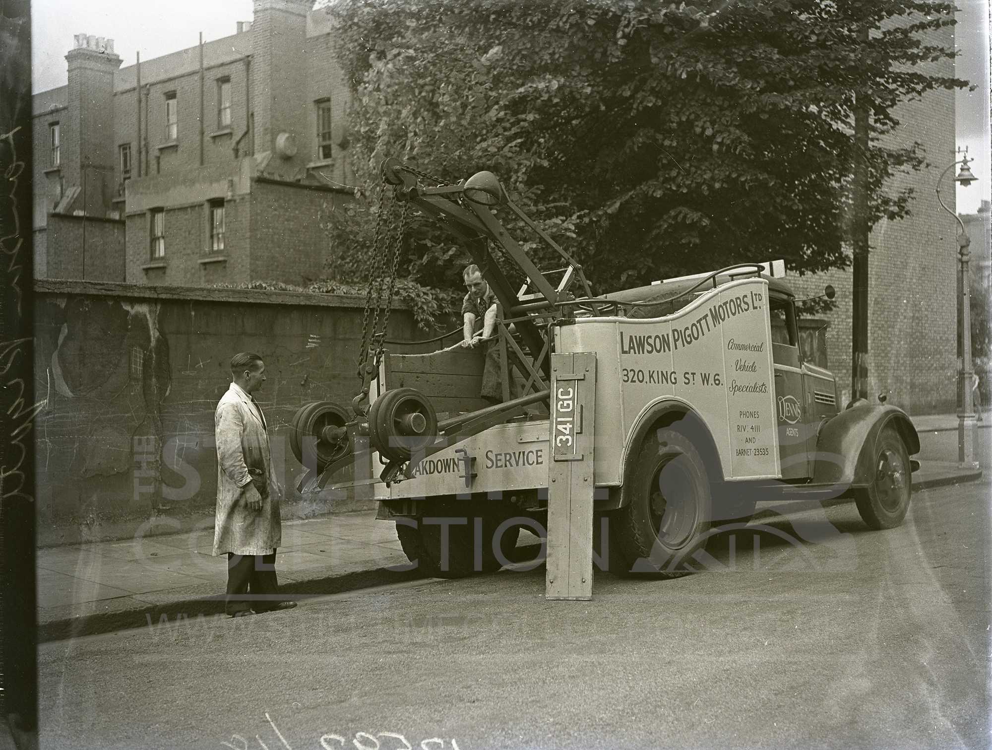 tpt-transport-truck-lorry-wagon-fordson-ford-coy-lawson-pigott-motors